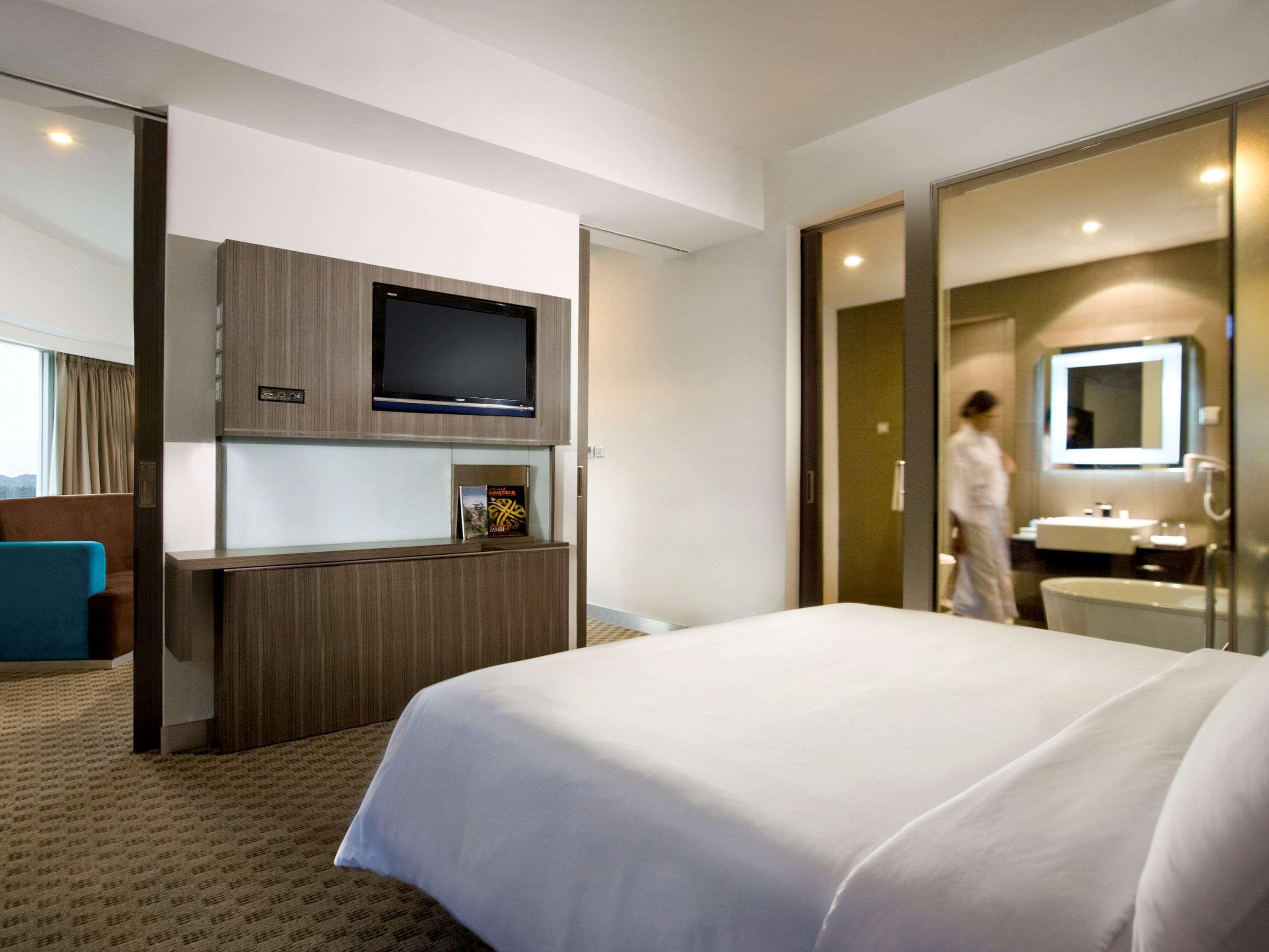 Novotel Bangka Hotel & Convention Center Pangkal Pinang Zewnętrze zdjęcie